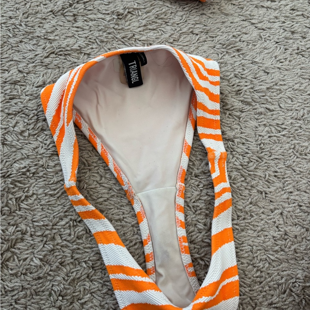 triangl - Picture 2 of 3